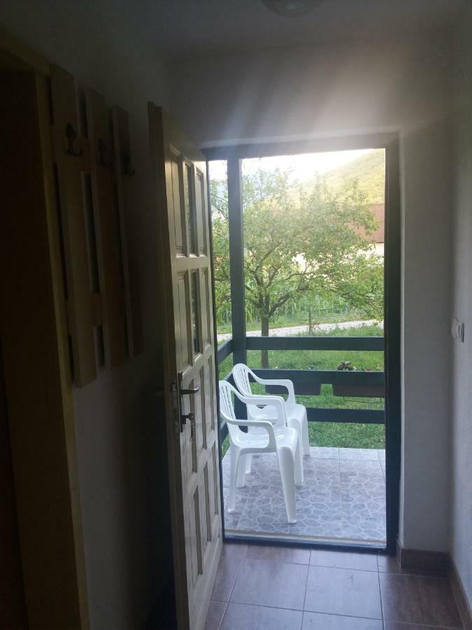 Kosta'S Romantic House Plav Buitenkant foto