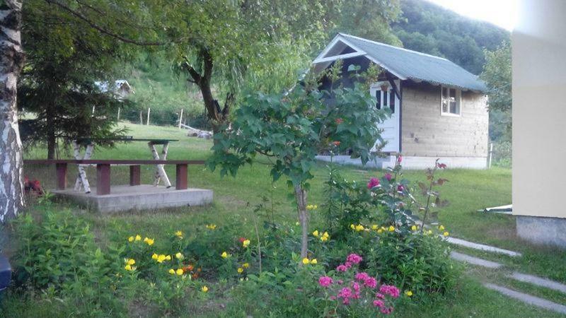 Kosta'S Romantic House Plav Buitenkant foto